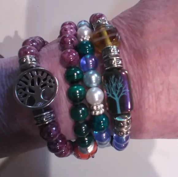 Boho Tree of Life Stretch Bead Bracelets 🌼 - Picture 3 of 10